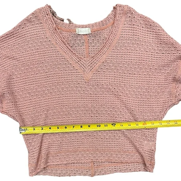 Altar’d State Women’s Distressed Pink Sweater Size S - Picture 3 of 7